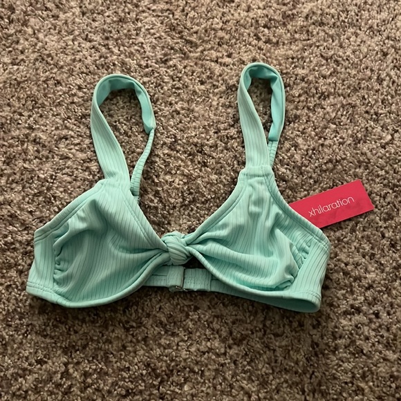 3 bikini tops - Picture 3 of 6